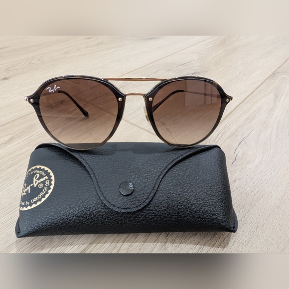 Ray-Ban Round Sunglasses with Case - Picture 5 of 9